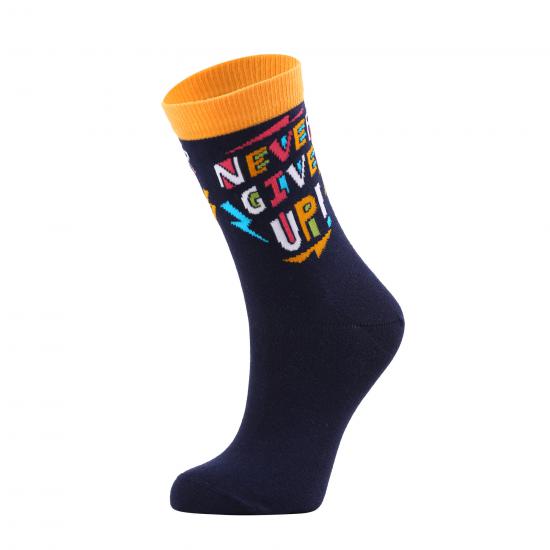 Eğlenceli Renkli Never Give Up Kadın Çok Renkli Soket Çorap